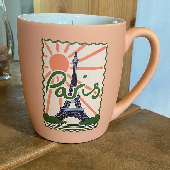 Other - ⚡️5 for $12⚡️Paris Themed Peach 20 ounce Mug